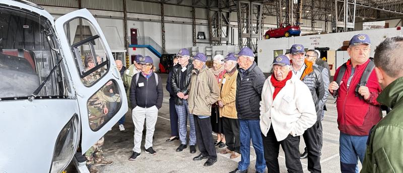 Visite de la BA 106 et de l'usine Dassault