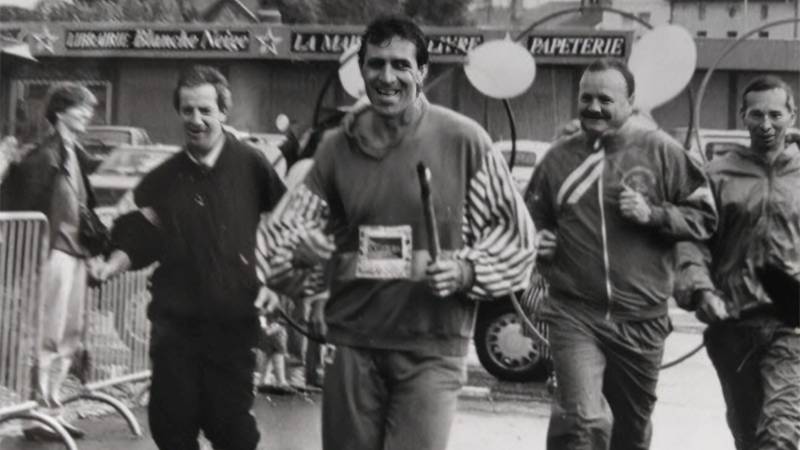 Jean-Claude Nallet est au premier plan. Il va bientôt passer la flamme à son copain Milo au second plan à droite sur la photo. Photo d'archives DR