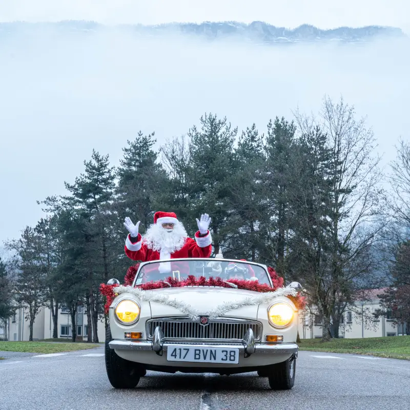 Le Père Noël arrive