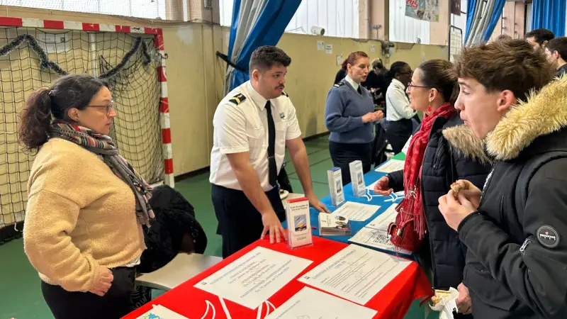 Les familles se renseignent sur les conditions d'admission