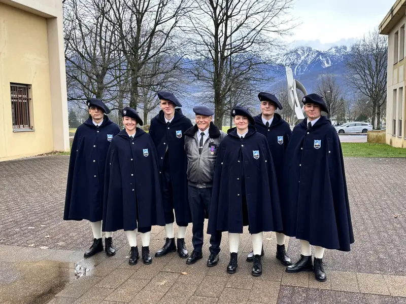 Le porte drapeau et sa garde avec JP Forsans, Pipin de 1957 à 1964