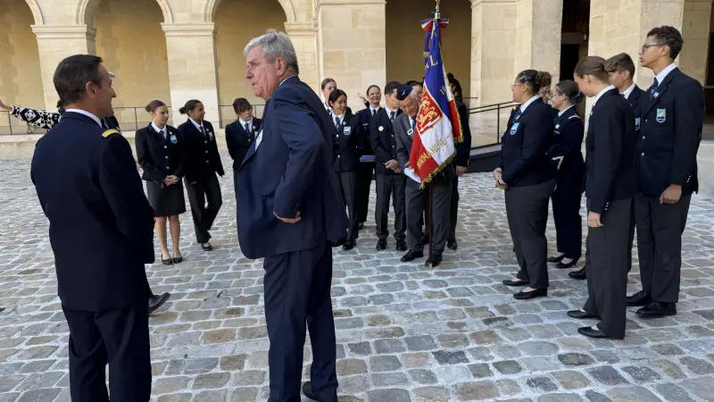 Une délégation de l'EPAE à la messe de la cérémonie du souvenir